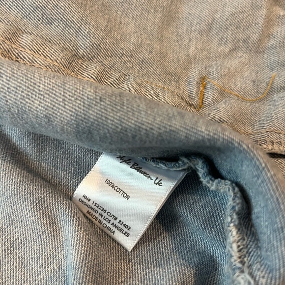 New NWT The Style Between Us Blue Denim Jacket Light Wash‎ Distressed Plus Sz 1X - Picture 9 of 9